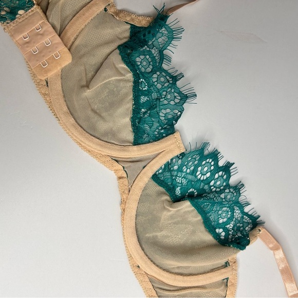 Bra & Panties Set NEW Eyelash Lace Overlay Teal Green Over Nude Mesh Luxurious - Picture 17 of 17